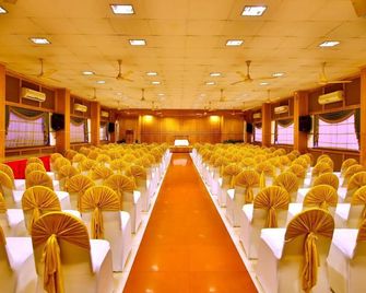 Hotel Aida - Kottayam - Konferenční místnost