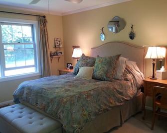 Charming Family-Friendly Chanhassen Home! - Chanhassen - Bedroom