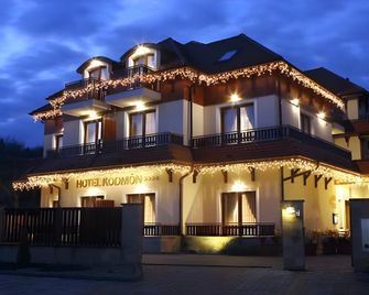 Hotel Ködmön - Eger - Edifício