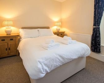 The Royal Oak Pub - Lampeter - Bedroom