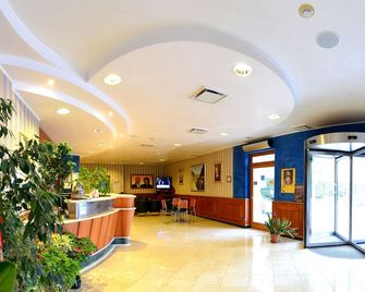 Hotel Villa San Pietro - San Giovanni Rotondo - Resepsjon