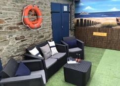 Unique And Stylish In The Of Cherbourg - Cherbourg-en-Cotentin - Patio