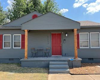 Home by Tinker/6 mi to Downtown OKC - Del City