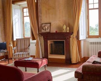 Hotel Rural Quinta Do Juncal - Serra de El-Rei - Sala de estar