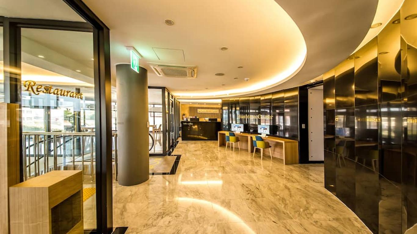 بي كياي هوتل جيجو