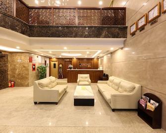 Delicate Hotel - Phường An Thương - Lobby