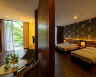 Waterfront Boutique Hotel - Port Dickson - Bedroom