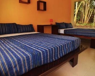 Hotel Colores del Arenal - La Fortuna - Habitación