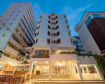 Sunshine Hotel And Residences - Pattaya - Building