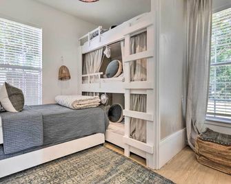 Modern And Chic Gulfport Escape Walk To - Gulfport - Sala de estar