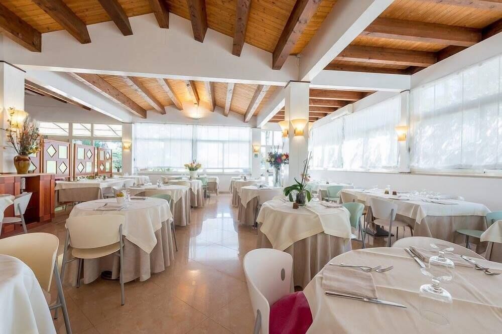 Albergo Villa A Mare - Peschici - Ravintola