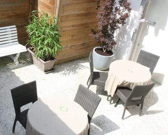 Hôtel Le Relais - Dax - Patio