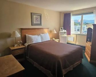 Marina Hotel - Port Alberni
