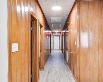 City Walk + Wedding Haven - Abbeville - Couloir