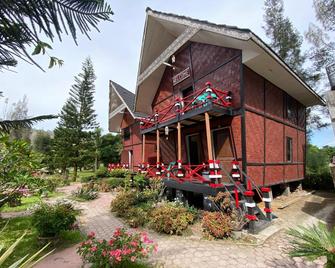 Roman Sinasi Hotel By Secoms - Merek - Building