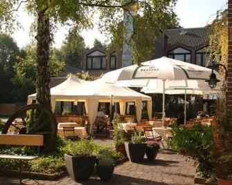 Burg Wegberg Hotel & Eventlocation - Wegberg - Patio