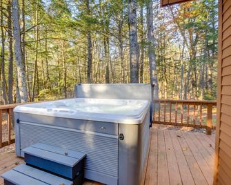 North Conway Family Getaway Near Saco River! - North Conway