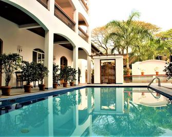 The Killians Hotel - Kochi - Pool