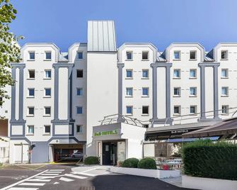 B&B ホテル ルーアン サントル リヴ ドロワイト - ルーアン - 建物
