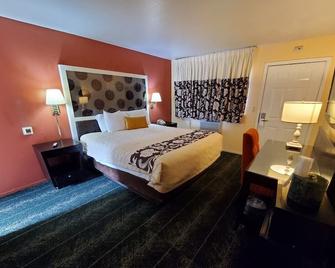 Bluebird Day Inn & Suites - South Lake Tahoe - Schlafzimmer