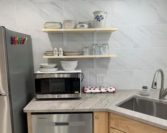 Parkside Flat - Just feels good! - Cheyenne - Kitchen