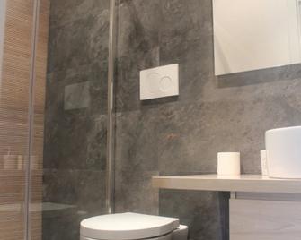 Stasera a casa da M.E. - Rome - Bathroom