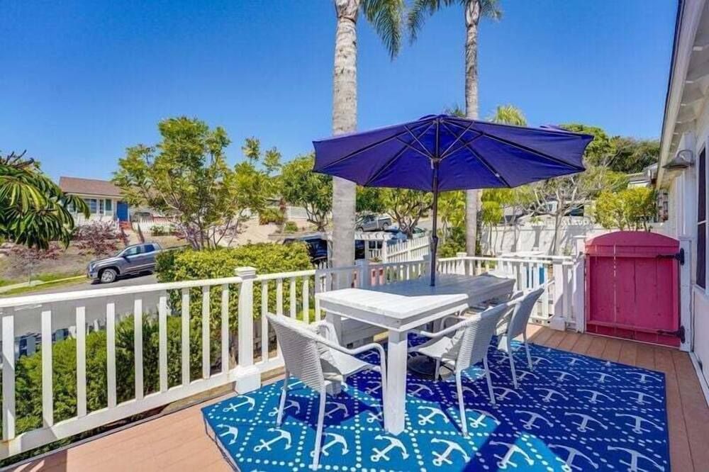 كورال كوتيدج - سان دييغو - شرفة