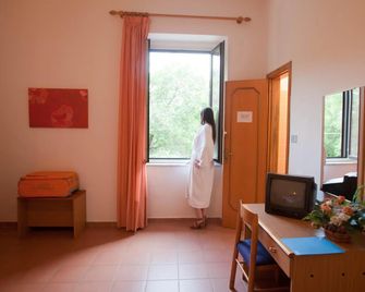 Hotel Moderno - Guardia Piemontese - Slaapkamer