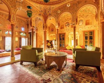 Vivaana Culture Hotel - Mandāwa - Salon