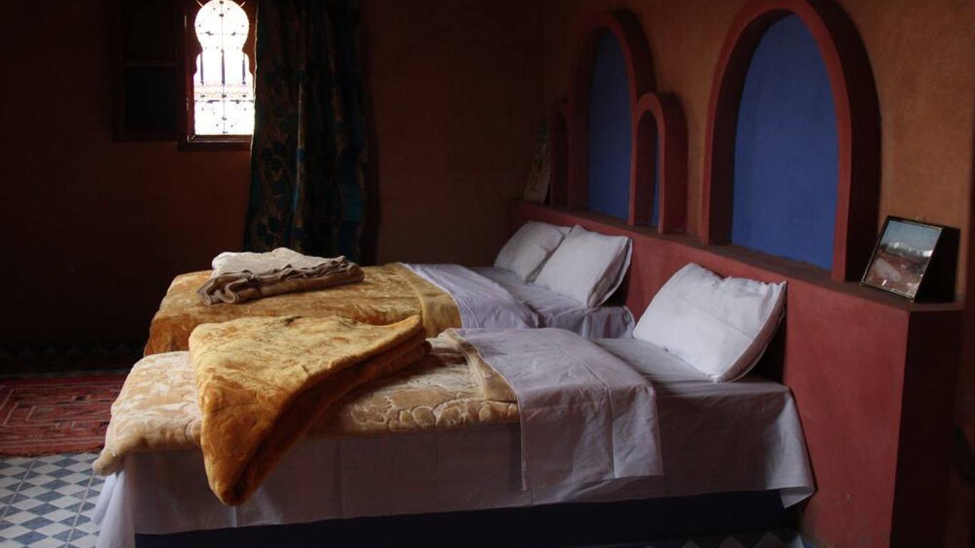 Riad Aicha & Camel Trekking