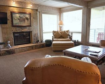 The Enclave - Snowmass Village - Вітальня