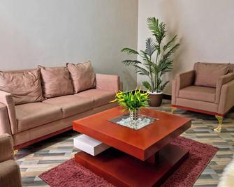 Two Bed Room Apartment At Villa Home Apartment, Best Accommodation In Dodoma - Dodoma