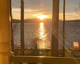 Estello Suites & Spa - Lac-Mégantic - Balkon