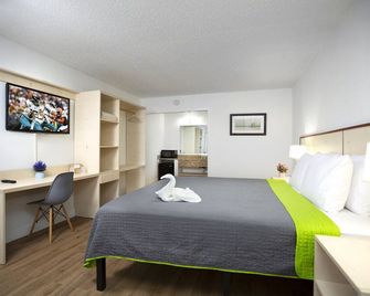 ويكلي إن - جاكسونفيل (فلوريدا) - غرفة نوم