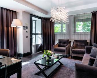 فندق أركتيك لايت - روفانيمي - غرفة معيشة