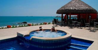 Hotel Boutique Playa Canela Ecuador - Salinas - Zwembad