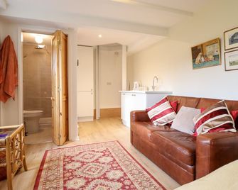 Westoe Hideaway - Llangollen - Salon