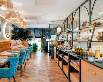 Hotel Suites Feria de Madrid - Madrid