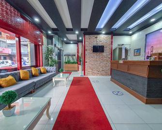 Elite Marmara Hotel Gungoren - Istanbul - Front desk