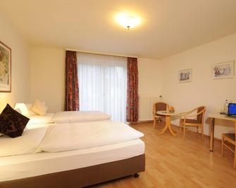 فندق اير فارتبورغ - دوسيلدورف - غرفة نوم