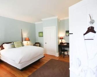 Snapdragon Inn - Windsor - Bedroom