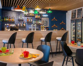 ibis Styles Nice Cap 3000 Aéroport - Saint-Laurent-du-Var - Bar