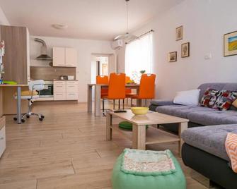 Pri Neji - Postojna - Living room