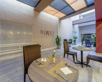 Novus Plaza Hodelpa - Santo Domingo - Restaurant