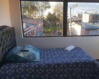 near club militar las americas american embassy 401 - بوغوتا - غرفة نوم