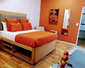 Urban Oasis at Windburg Suites - קייפ טאון - חדר שינה