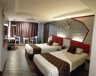 Golden Nasmir Hotel - Bukit Mertajam - Bedroom