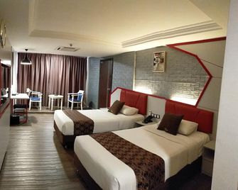 Golden Nasmir Hotel - Bukit Mertajam - Bedroom