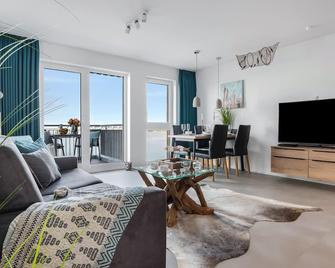 Waterfront Lounge - Kappeln - Wohnzimmer