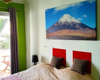 StayInCologne - קלן - חדר שינה